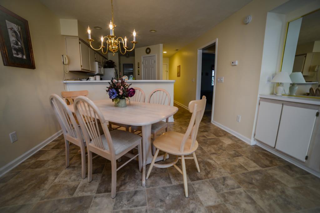 True Blue Golf Resort Pawleys Island Room photo